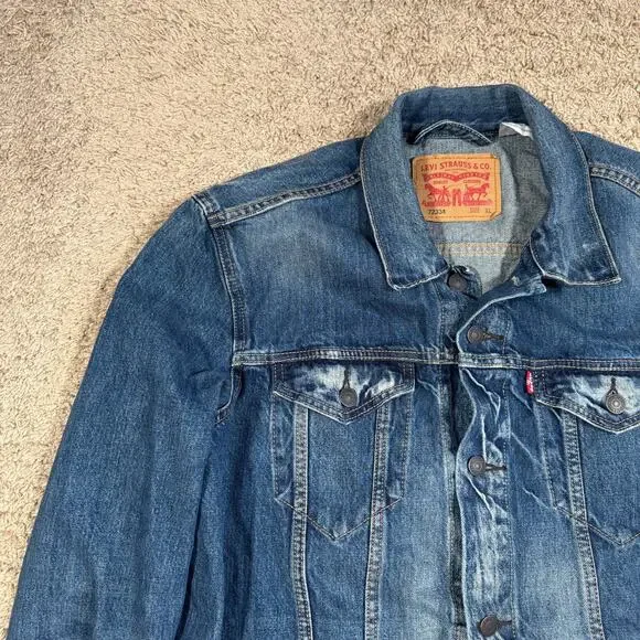 Levi's Blue Denim Jacket - Picture 2 of 8